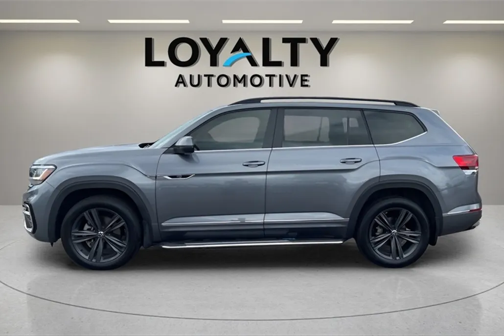 2021 Volkswagen Atlas V6 SE Technology R-Line photo 1