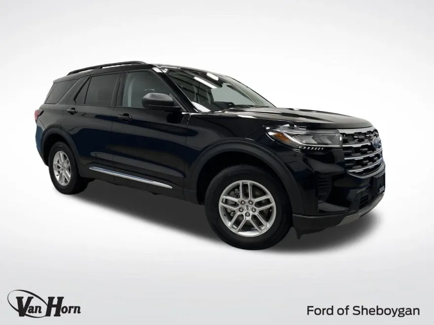 2025 Ford Explorer photo 1