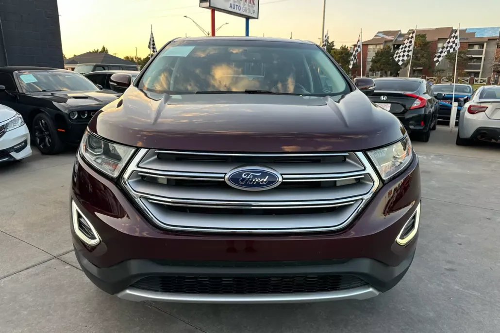 2017 Ford Edge SEL photo 1