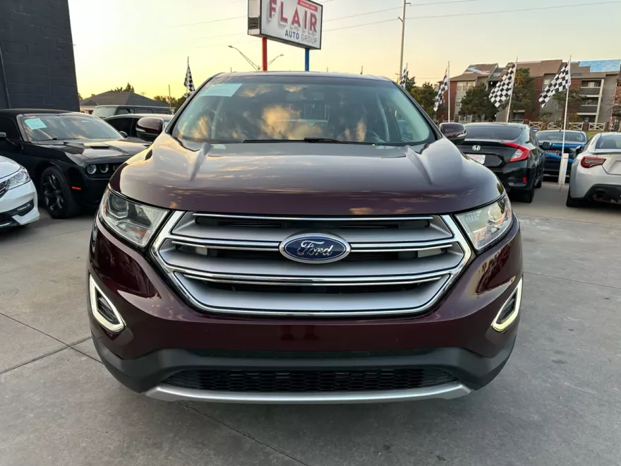 2017 Ford Edge SEL photo 1