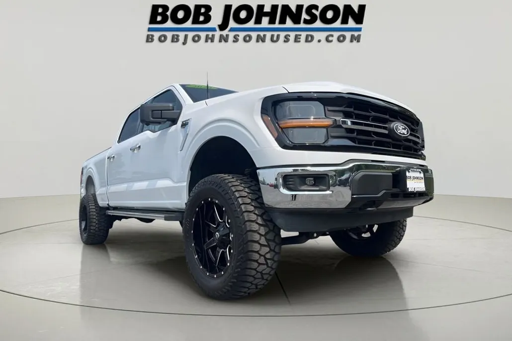 2024 Ford F-150 XLT photo 1