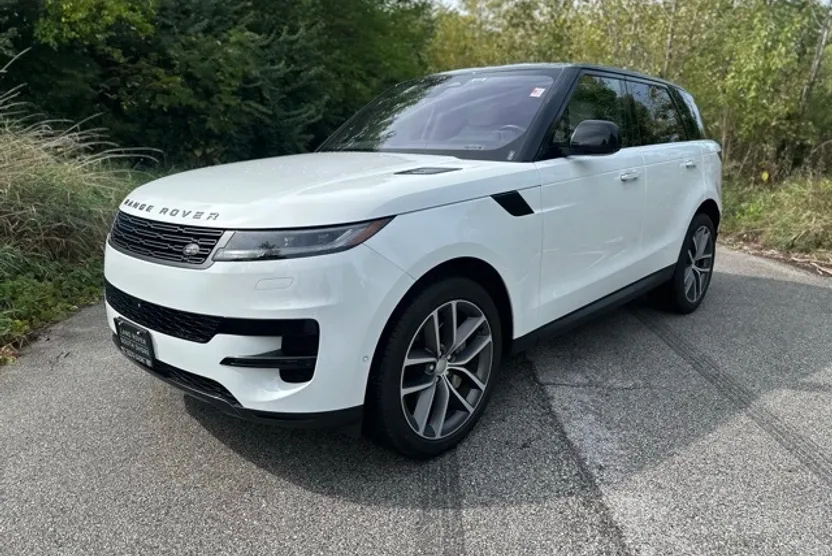 2023 Land Rover Range Rover Sport SE photo 1