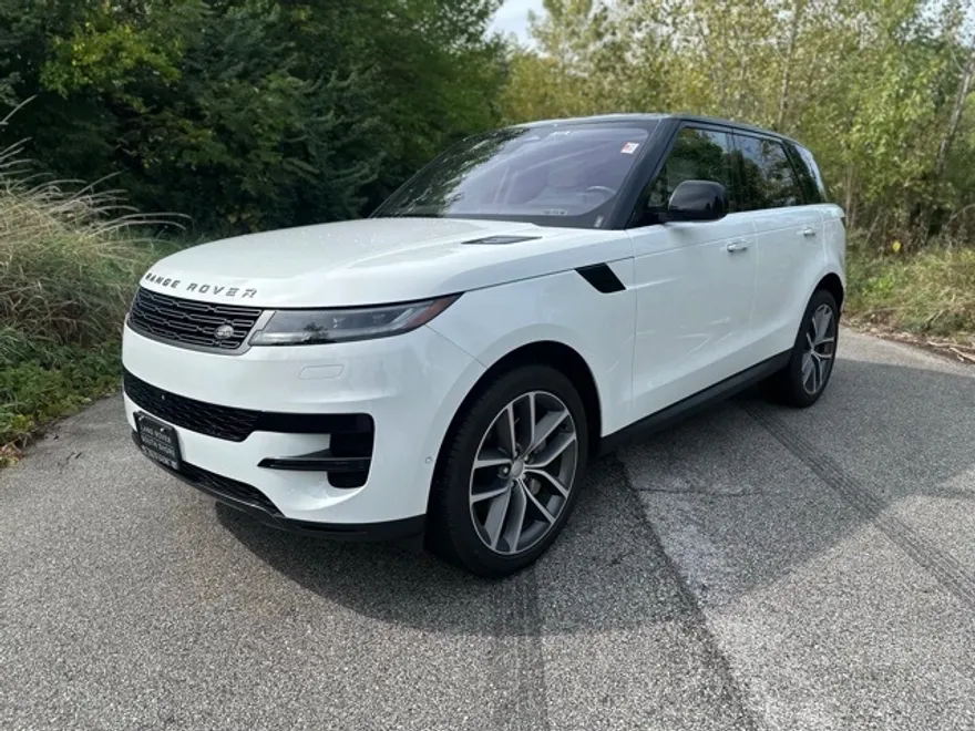 2023 Land Rover Range Rover Sport SE photo 1