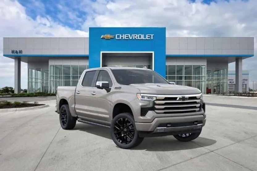 2026 Chevrolet Silverado 1500 High Country photo 1
