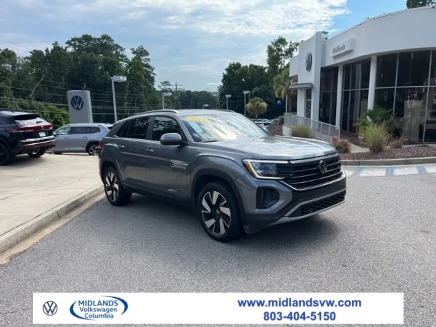 2024 Volkswagen Atlas Cross Sport SE Technology photo 1