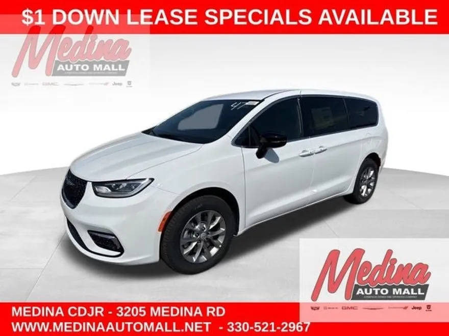 2026 Chrysler Pacifica photo 1