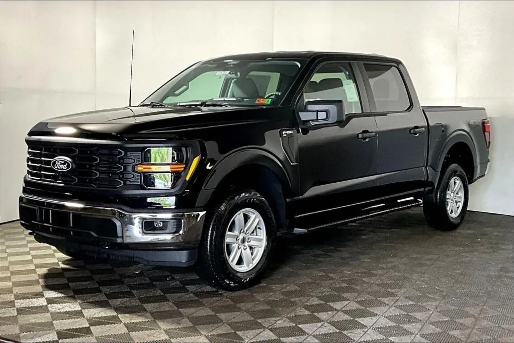 2025 Ford F-150 XL photo 1