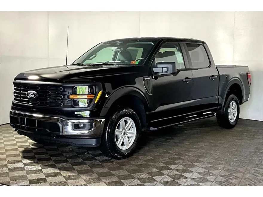 2025 Ford F-150 XL photo 1