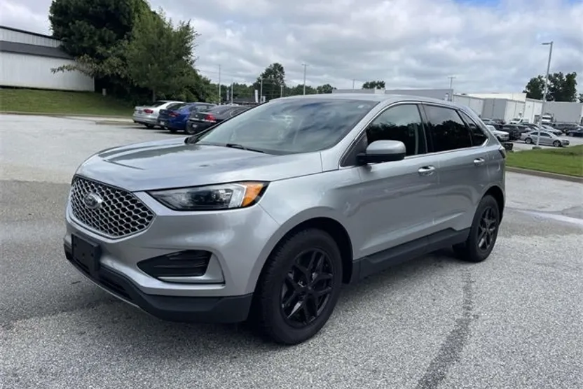 2023 Ford Edge SEL photo 1
