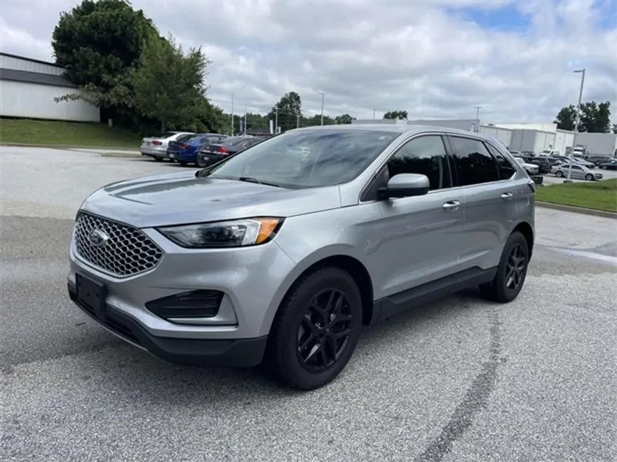 2023 Ford Edge SEL photo 1