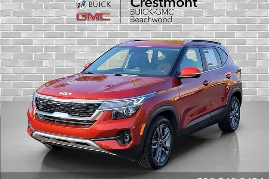 2023 Kia Seltos S photo 1