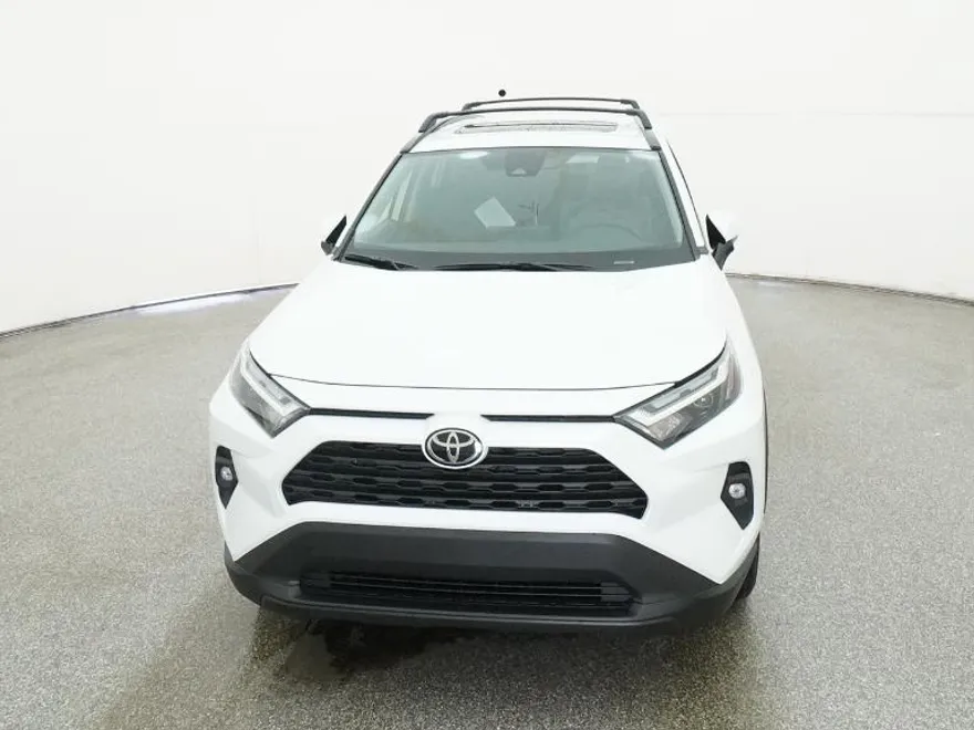 2025 Toyota RAV4 XLE Premium photo 1