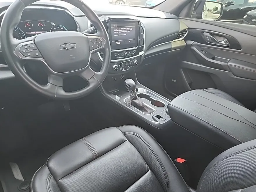 2023 Chevrolet Traverse RS photo 1
