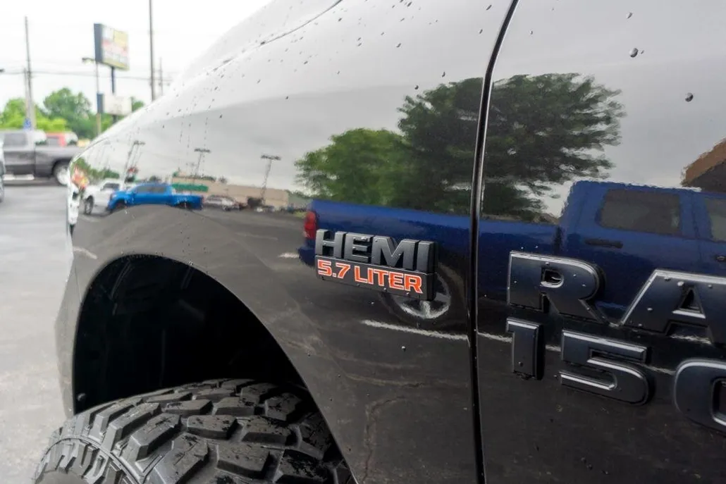 2017 Ram 1500 Sport photo 1