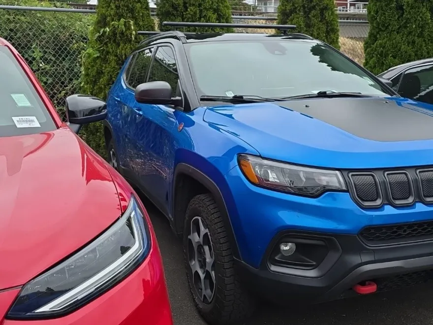 2022 Jeep Compass Trailhawk photo 1