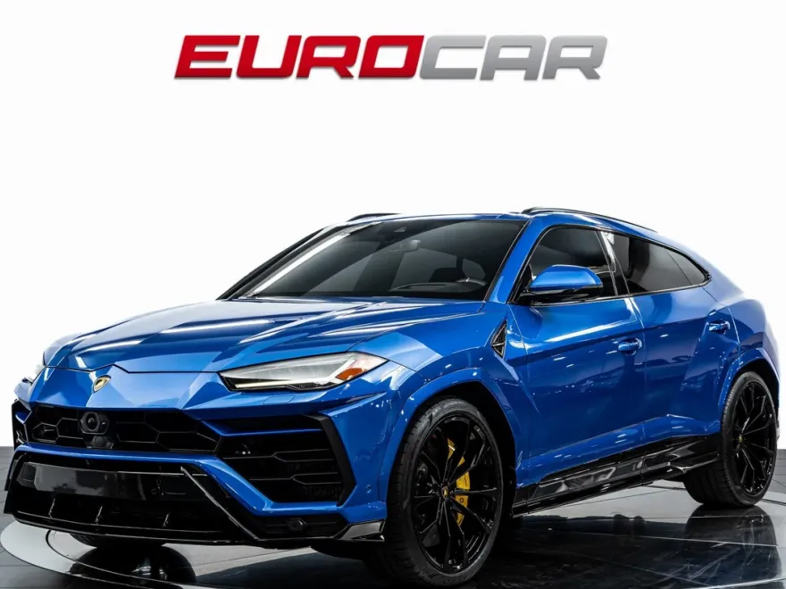 2021 Lamborghini Urus photo 1