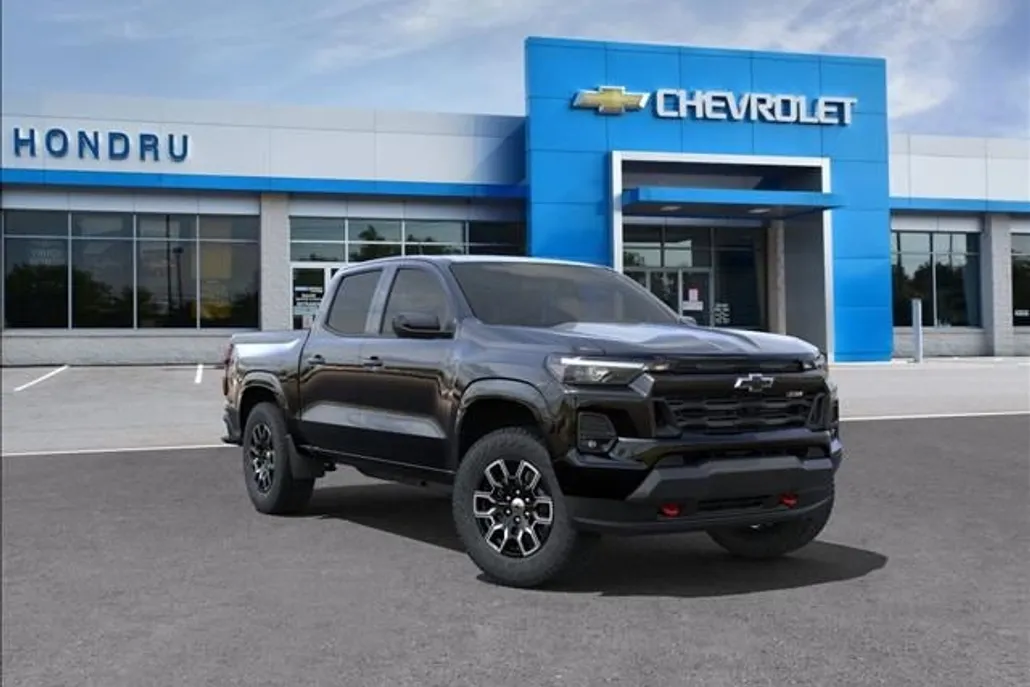2025 Chevrolet Colorado Z71 photo 1