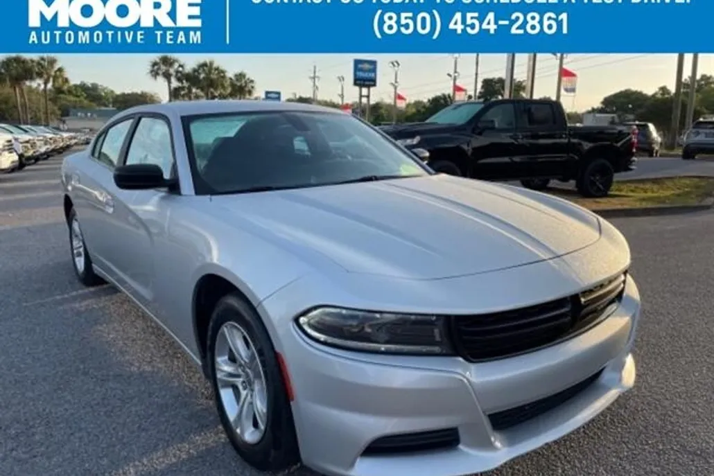2023 Dodge Charger SXT photo 1