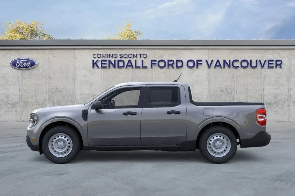 2025 Ford Maverick XL photo 1