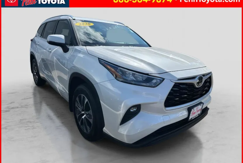 2020 Toyota Highlander XLE photo 1