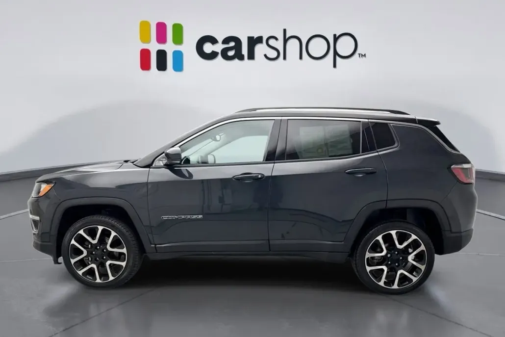 2017 Jeep Compass Limited photo 1