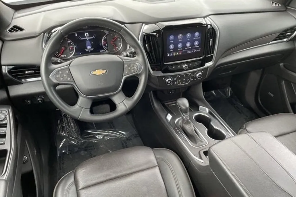 2023 Chevrolet Traverse High Country photo 1
