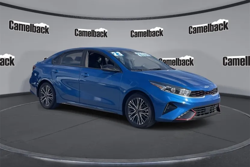 2023 Kia Forte GT-Line photo 1