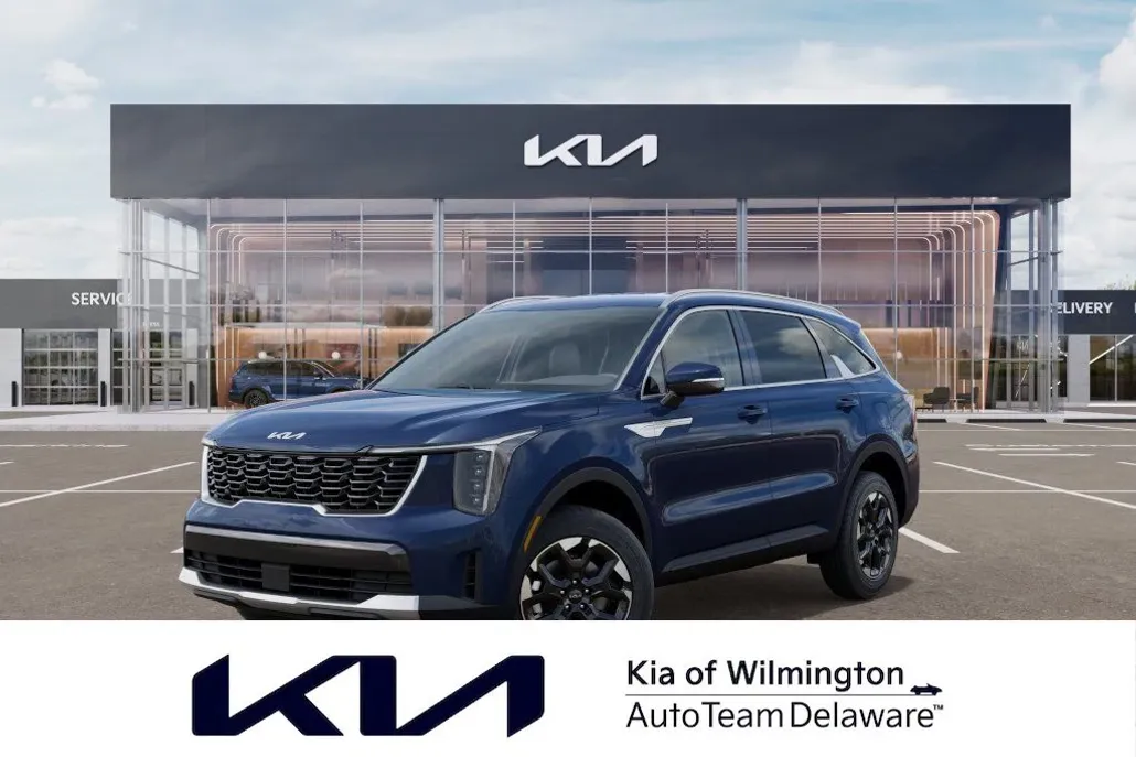 2025 Kia Sorento S photo 1