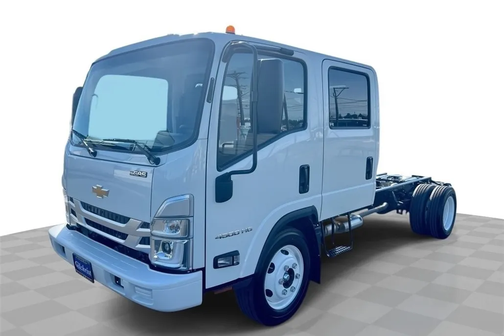2025 Chevrolet Silverado 4500HD photo 1