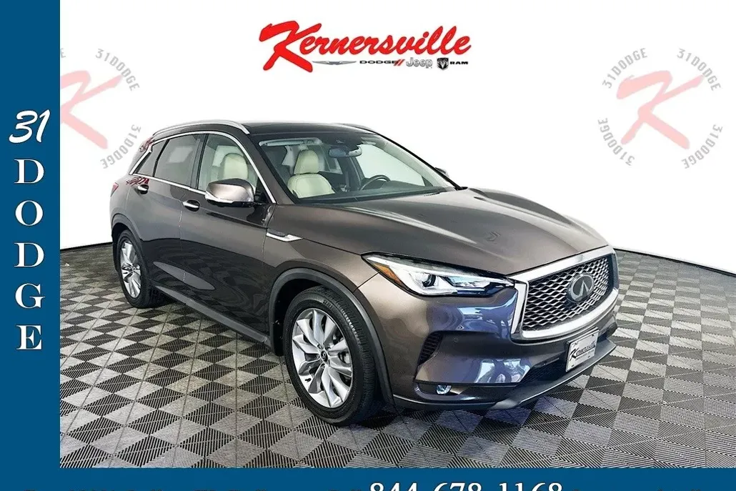 2019 Infiniti QX50 Essential photo 1