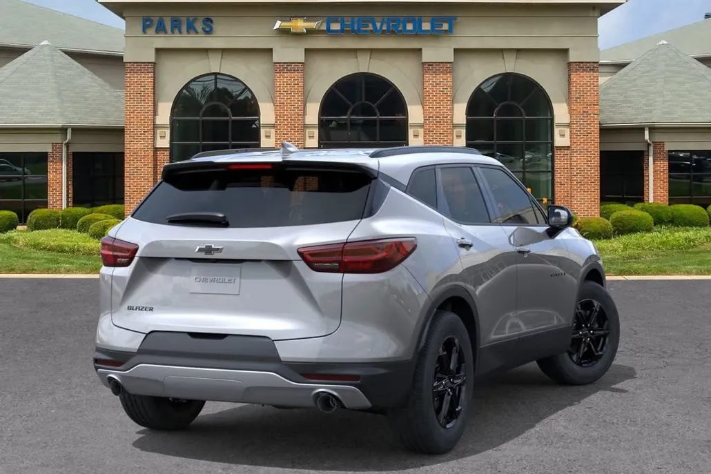 2025 Chevrolet Blazer 2LT photo 1