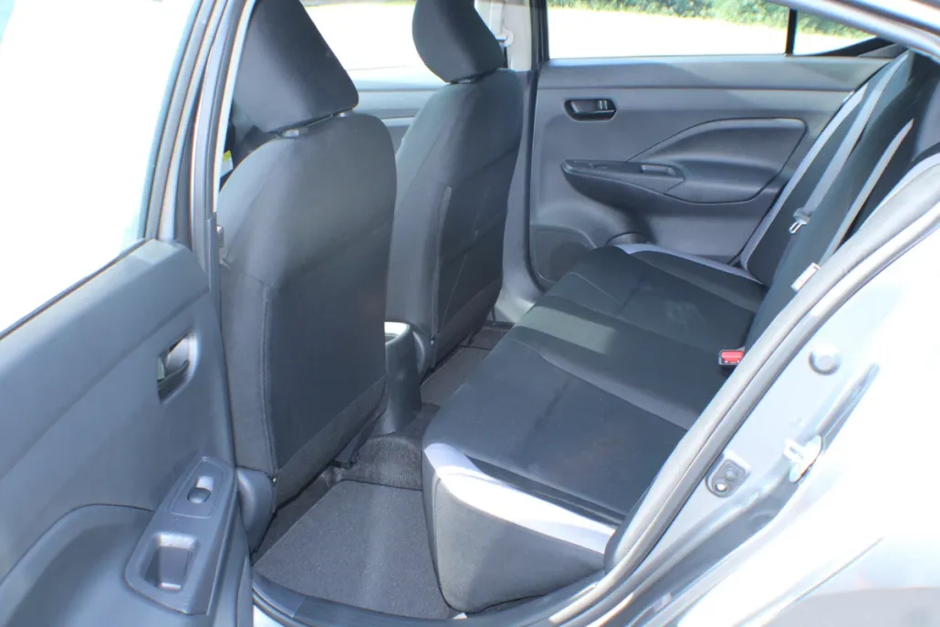 2025 Nissan Versa S photo 1
