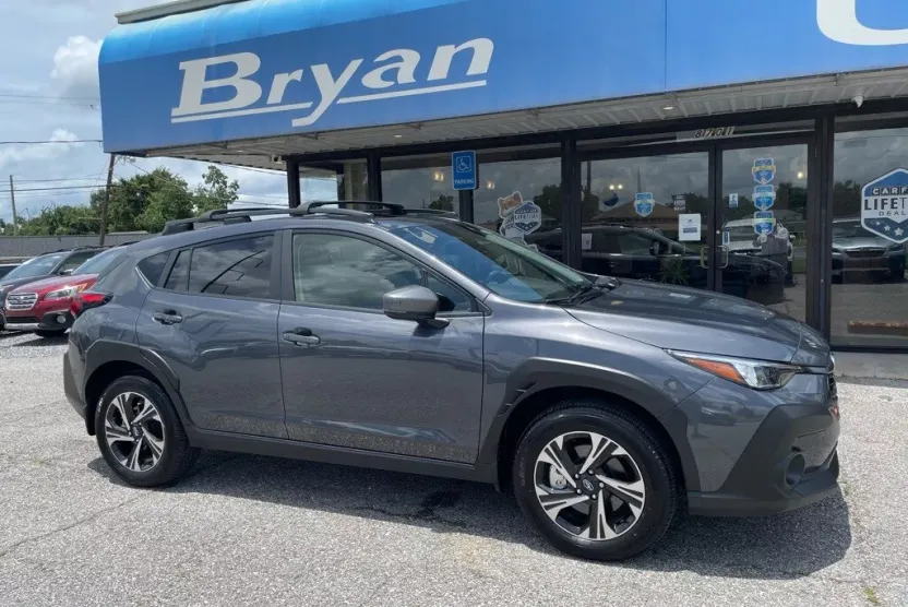 2024 Subaru Crosstrek Premium photo 1