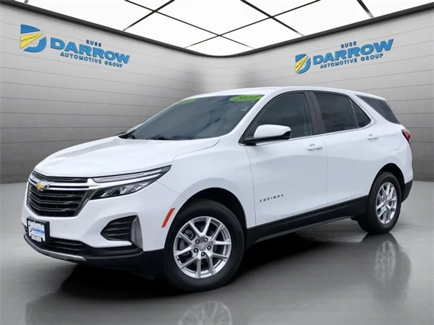 2023 Chevrolet Equinox LT photo 1