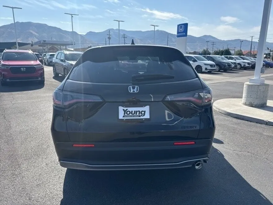 2026 Honda HR-V Sport photo 1