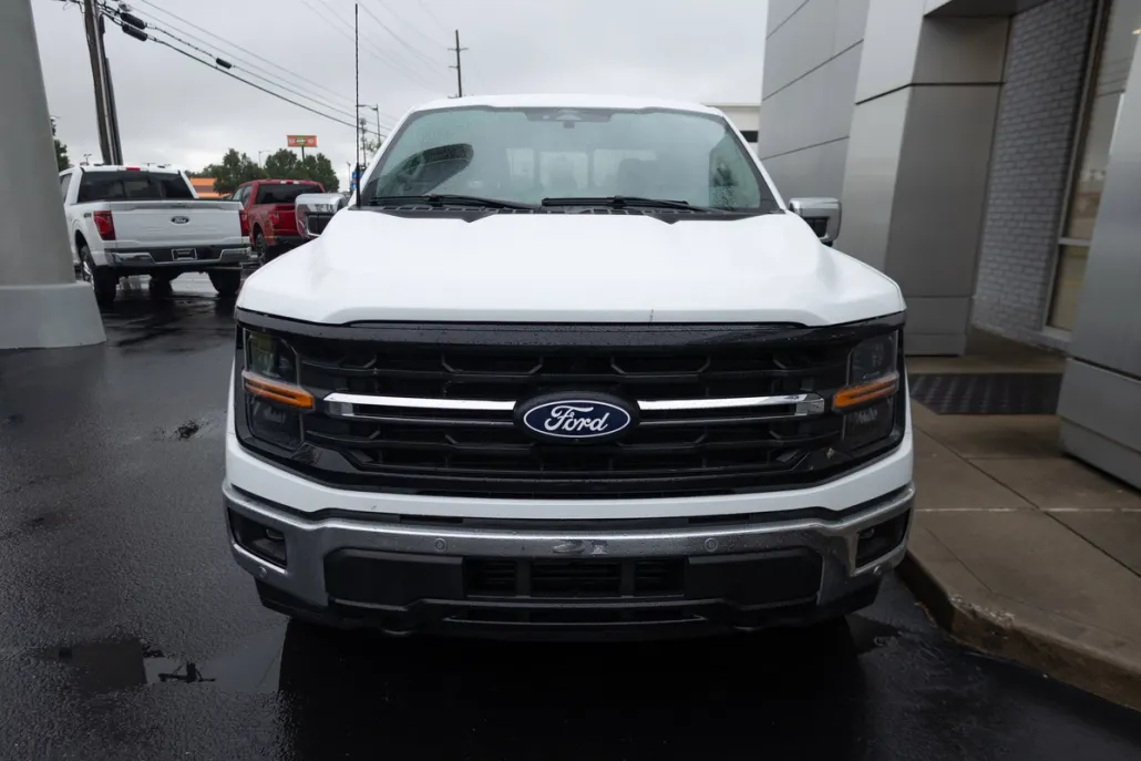 2024 Ford F-150 XLT photo 1