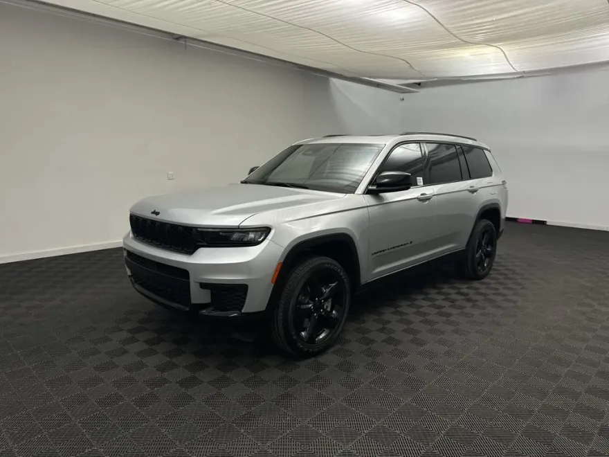 2025 Jeep Grand Cherokee Altitude X photo 1