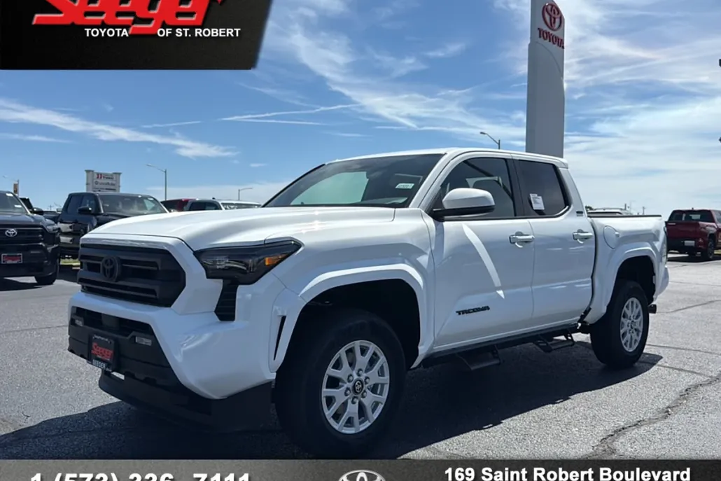 2025 Toyota Tacoma SR5 photo 1