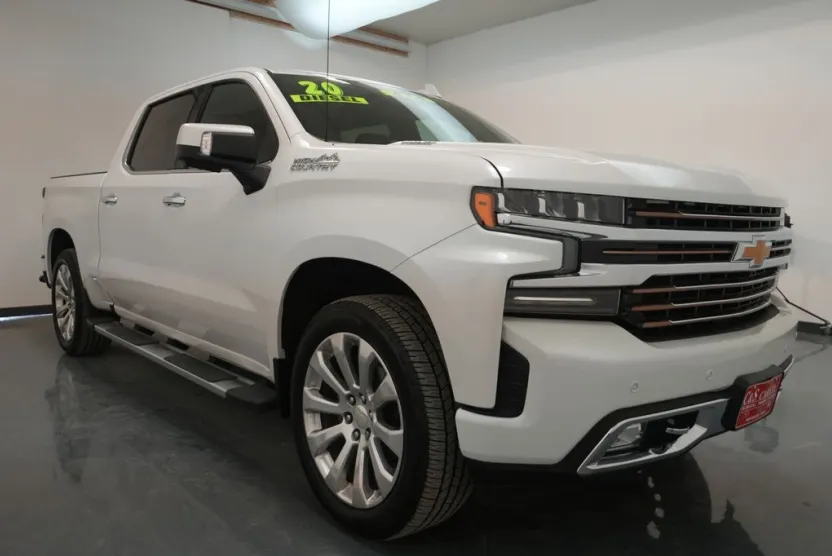 2020 Chevrolet Silverado 1500 High Country photo 1