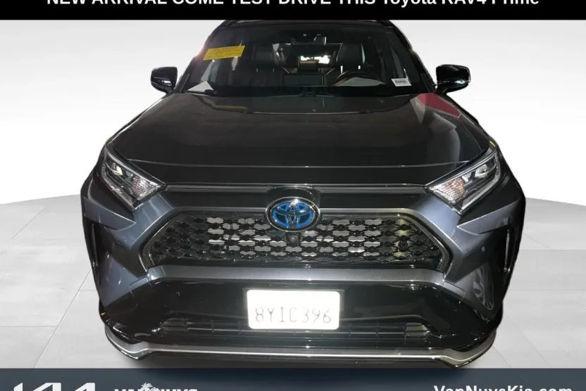 2021 Toyota RAV4 Prime XSE photo 1