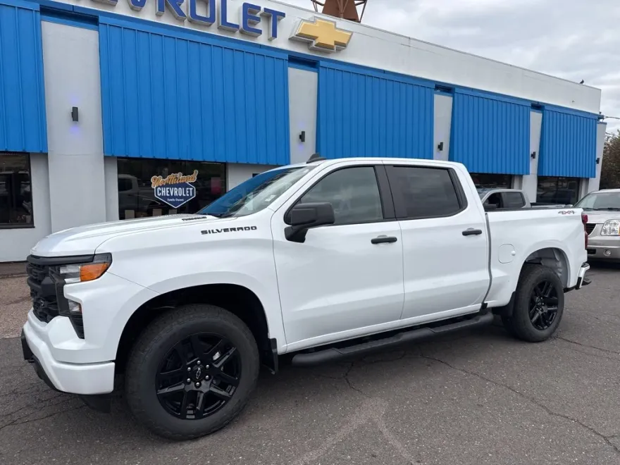 2025 Chevrolet Silverado 1500 Custom photo 1