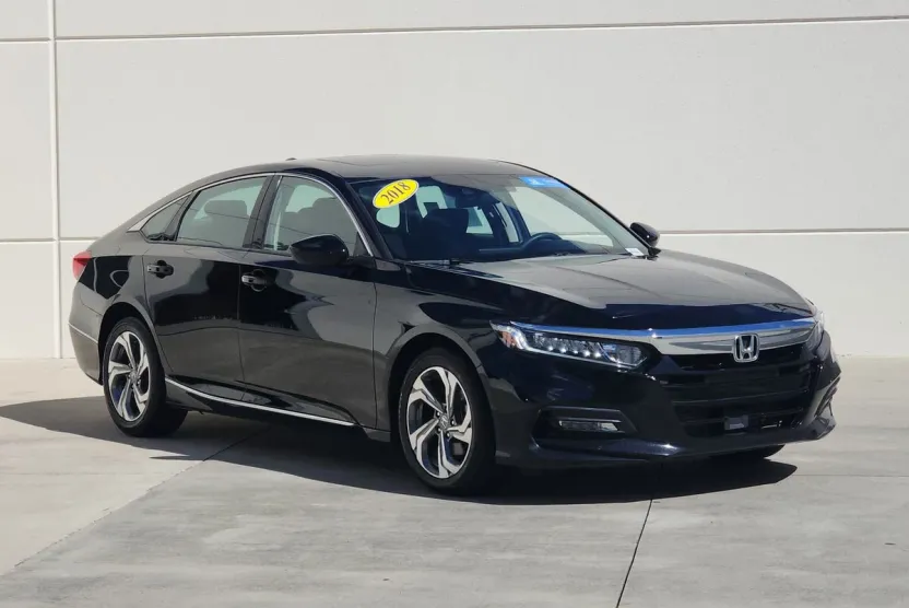2018 Honda Accord EX photo 1