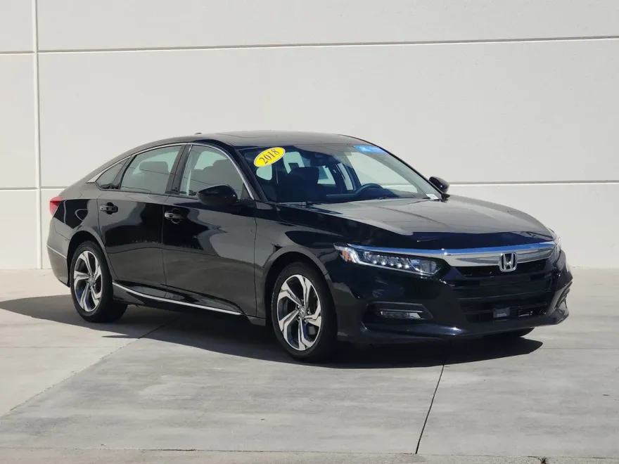 2018 Honda Accord EX photo 1