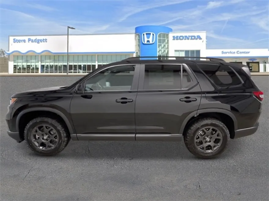 2025 Honda Pilot TrailSport photo 1