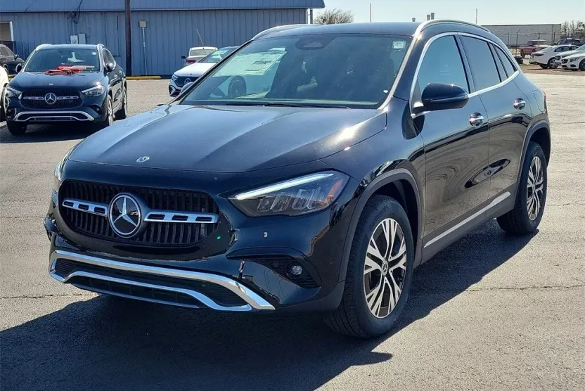 2025 Mercedes Benz GLA 250 photo 1
