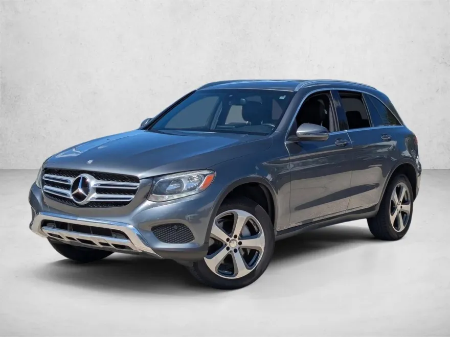 2017 Mercedes Benz GLC 300 photo 1