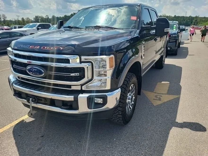 2022 Ford F-250 Lariat photo 1
