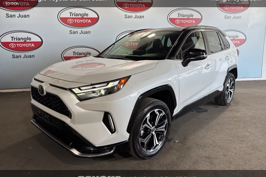 2025 Toyota RAV4 Hybrid XSE photo 1