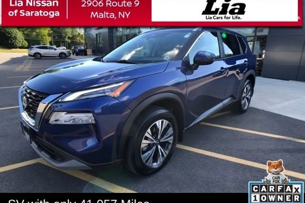 2023 Nissan Rogue SV photo 1