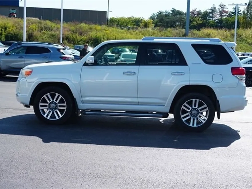 2012 Toyota 4Runner Limited photo 1